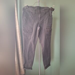 Kut from the Kloth Gray Skinny Cargo Jeans. Sz 4